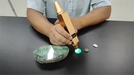 Gem Identification Flashlight