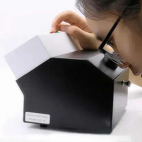 UV Lamp Viewing Cabinet