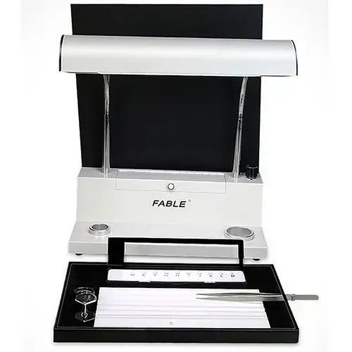 Daylight Fluorescent Grading Lamp
